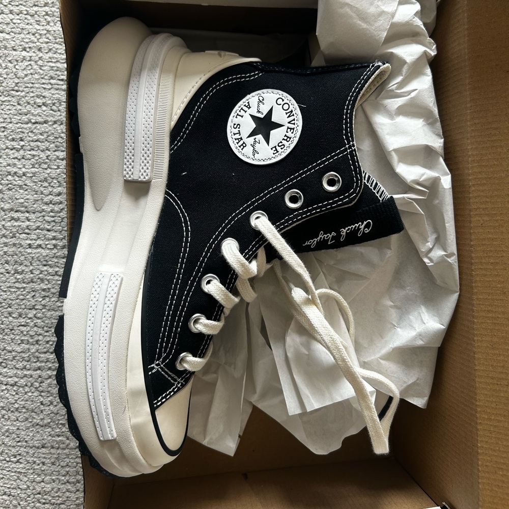 Platform converse